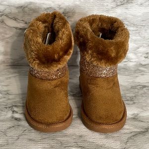 Rampage, girl warm boots.